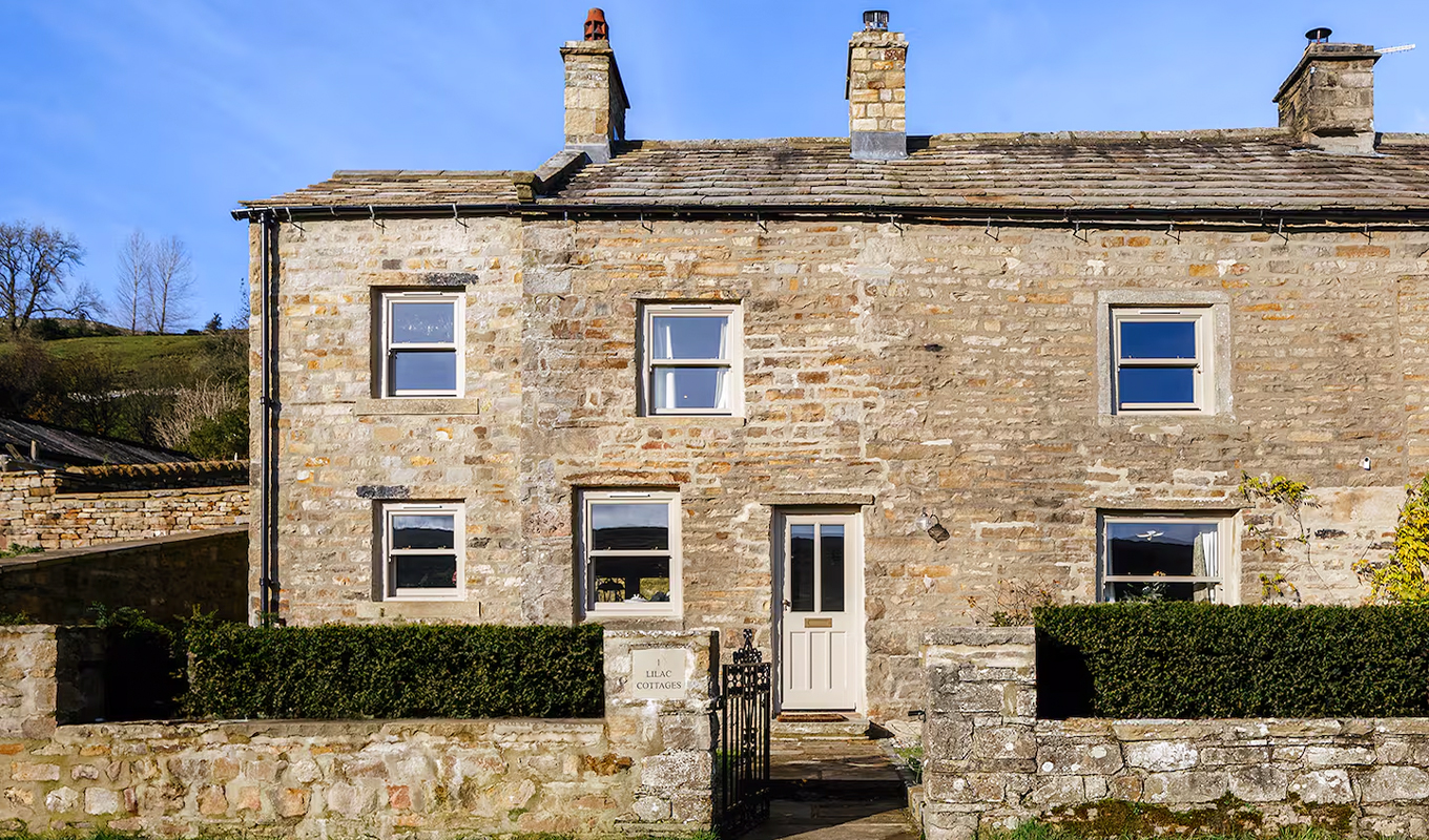 wuthering heights airbnbs: Yorkshire Dales Cottage