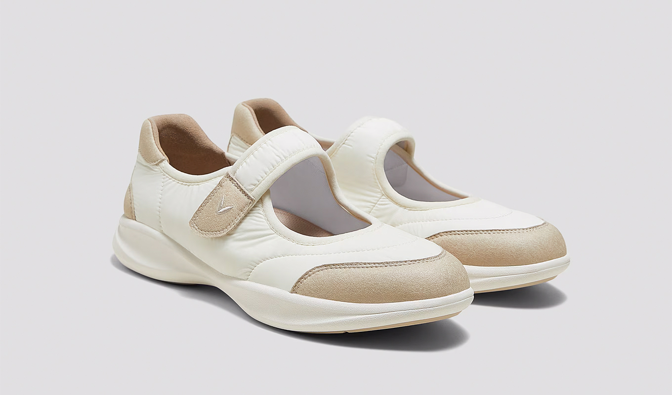 ballet flats with arch support: vivaia walker pro