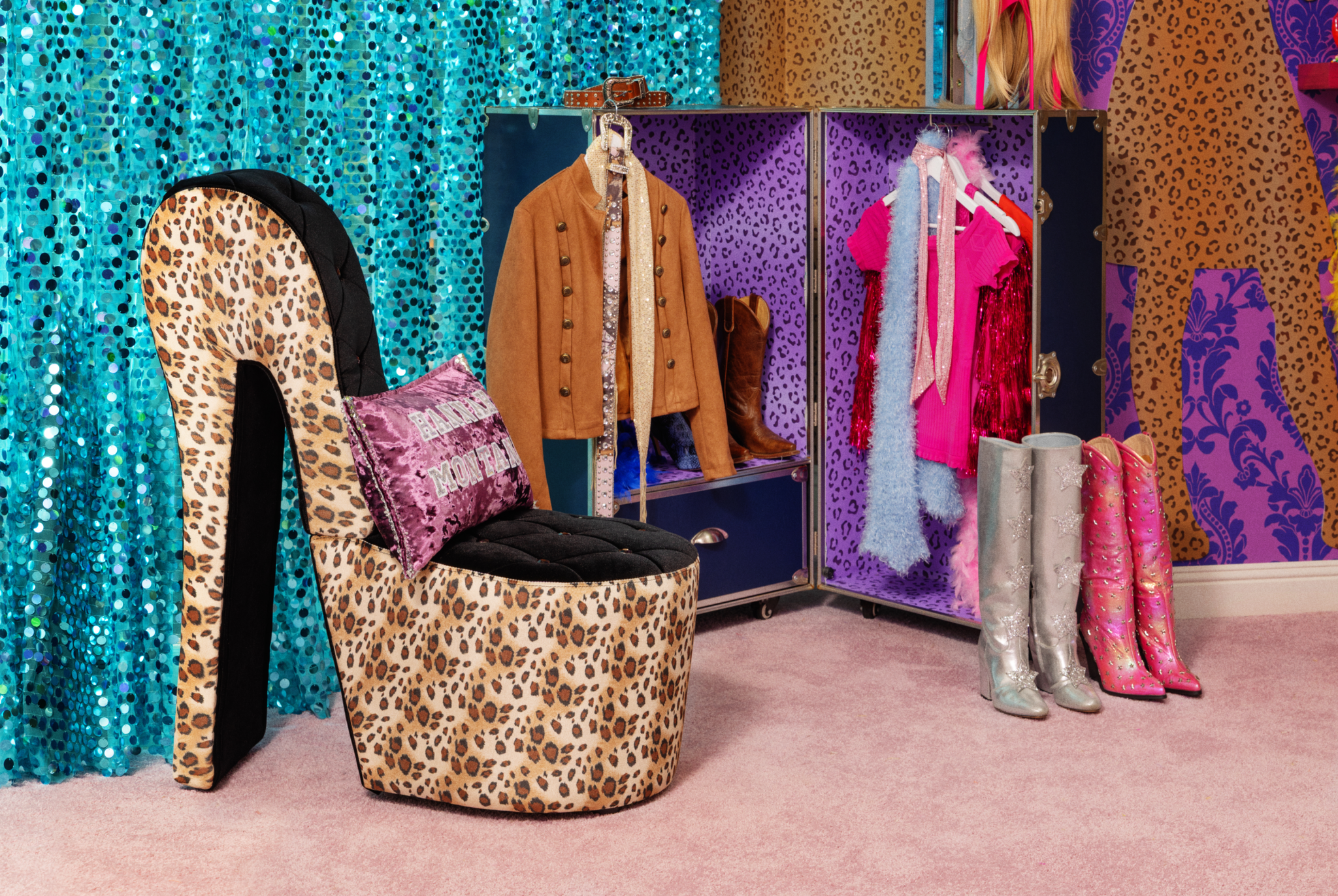Hannah Montana Airbnb closet