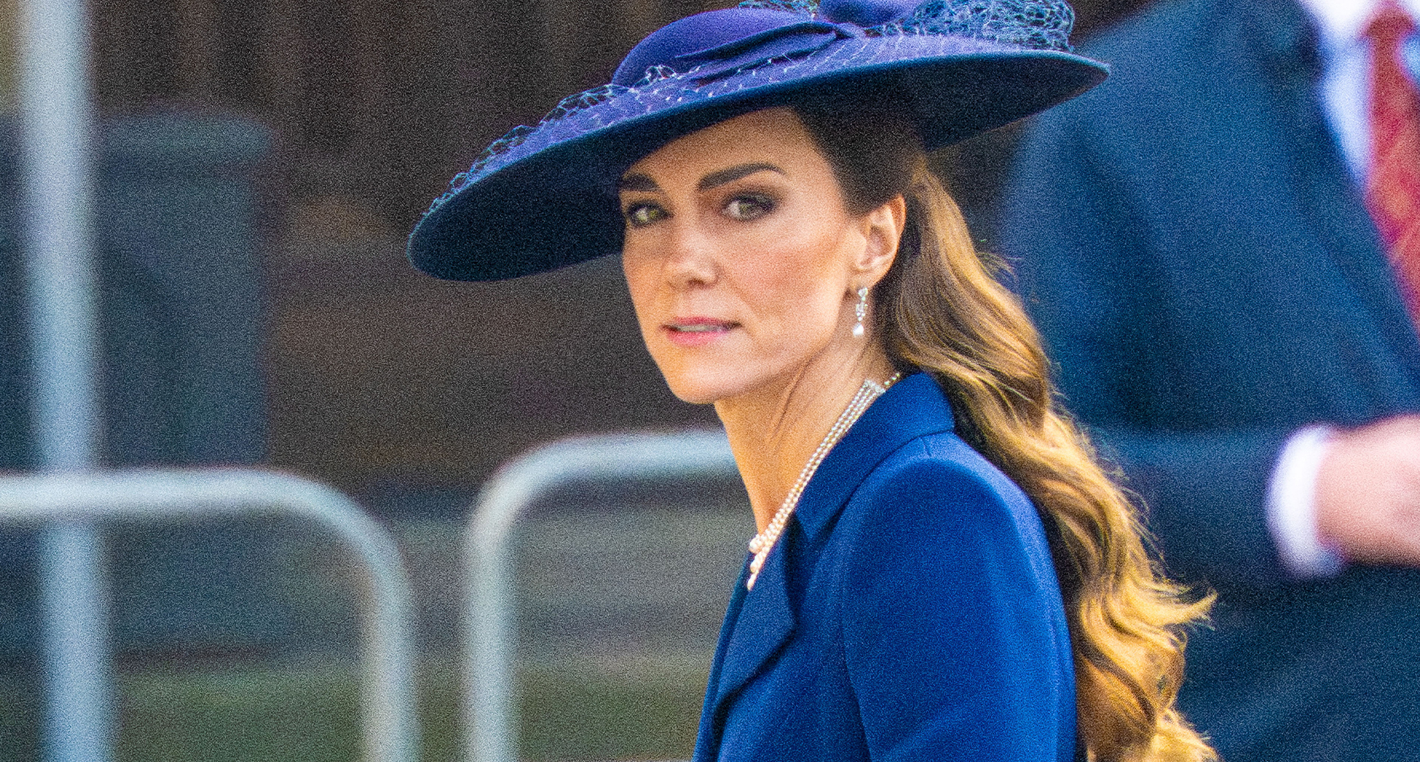kate middleton brooch nigerian state dinner