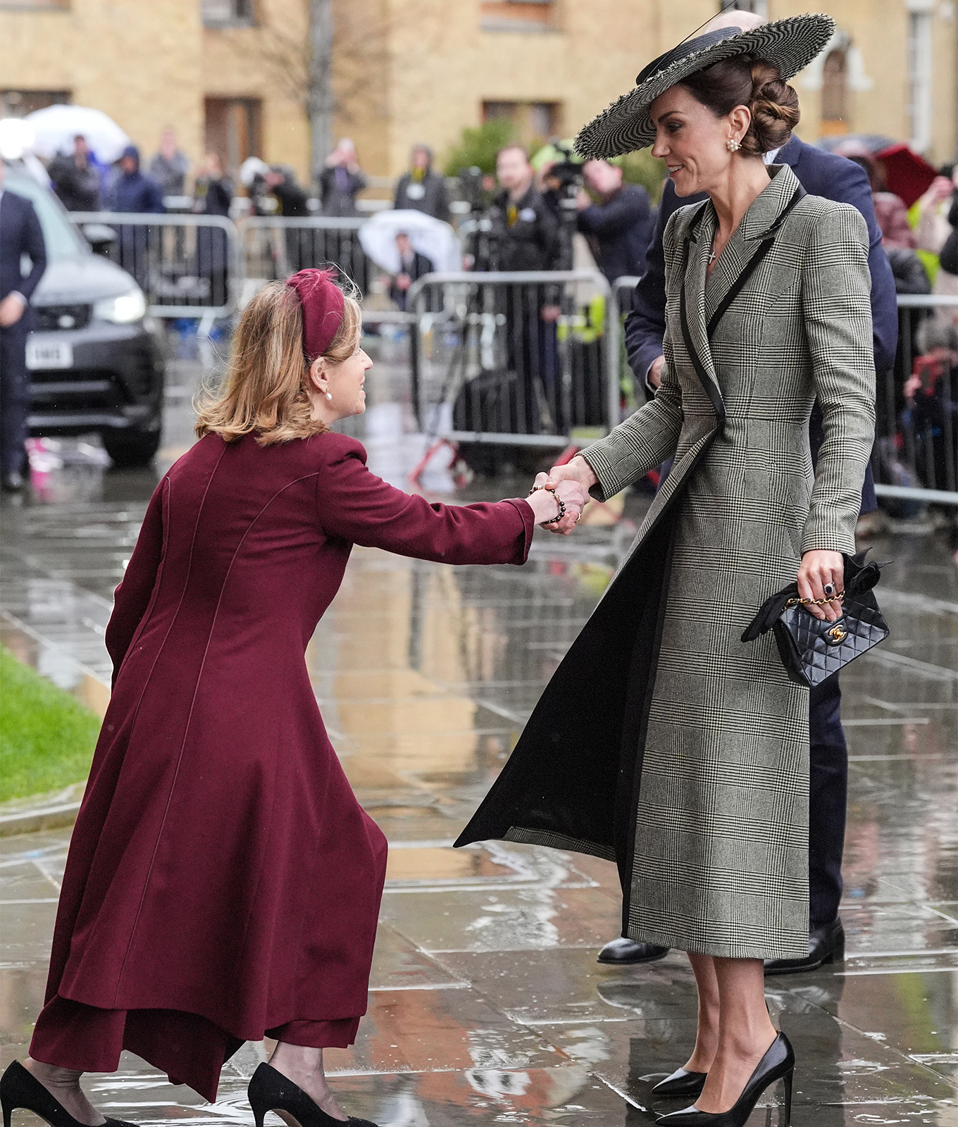 kate middleton statement hat canterbury