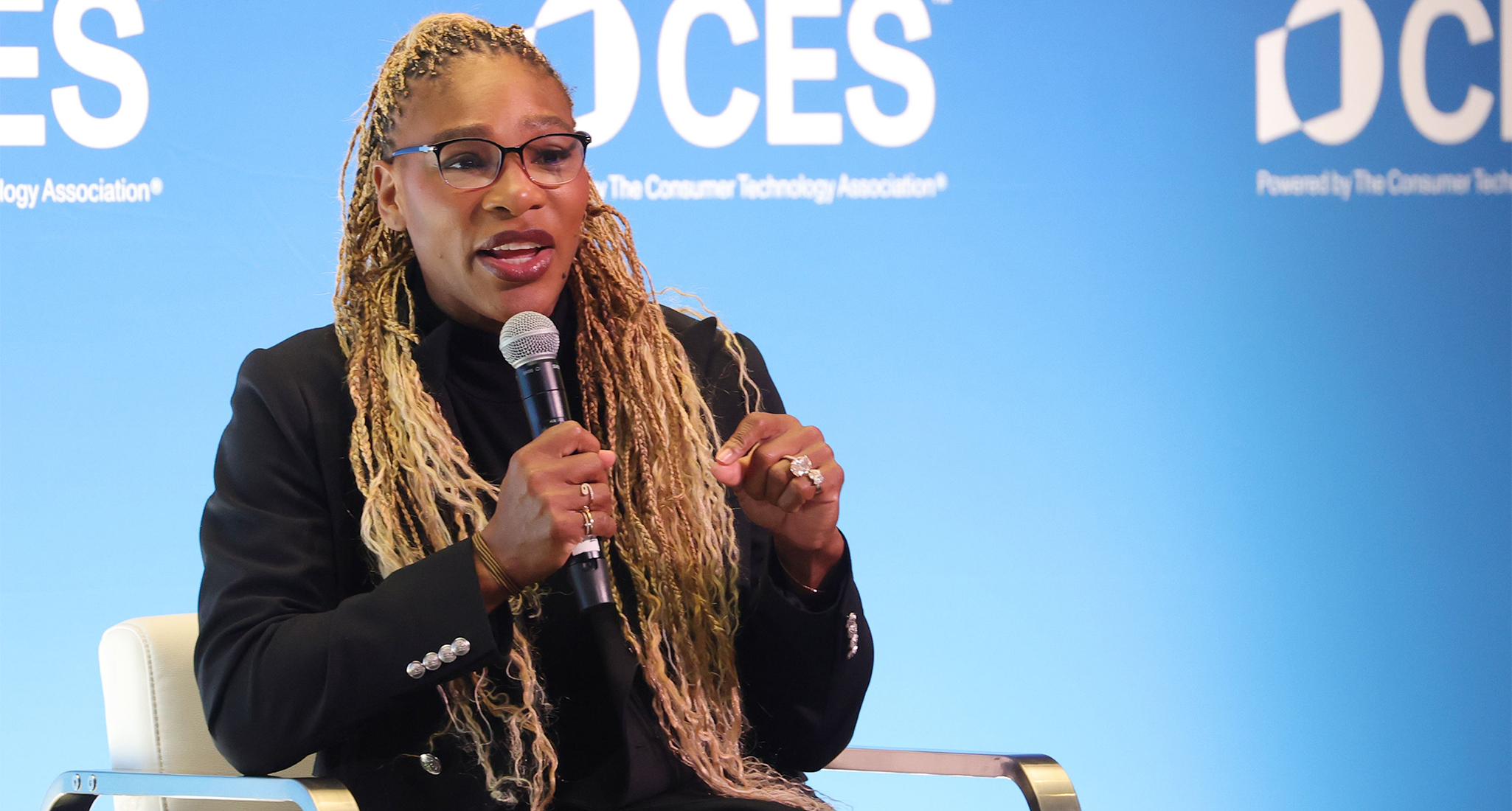 serena williams ombré pink dress