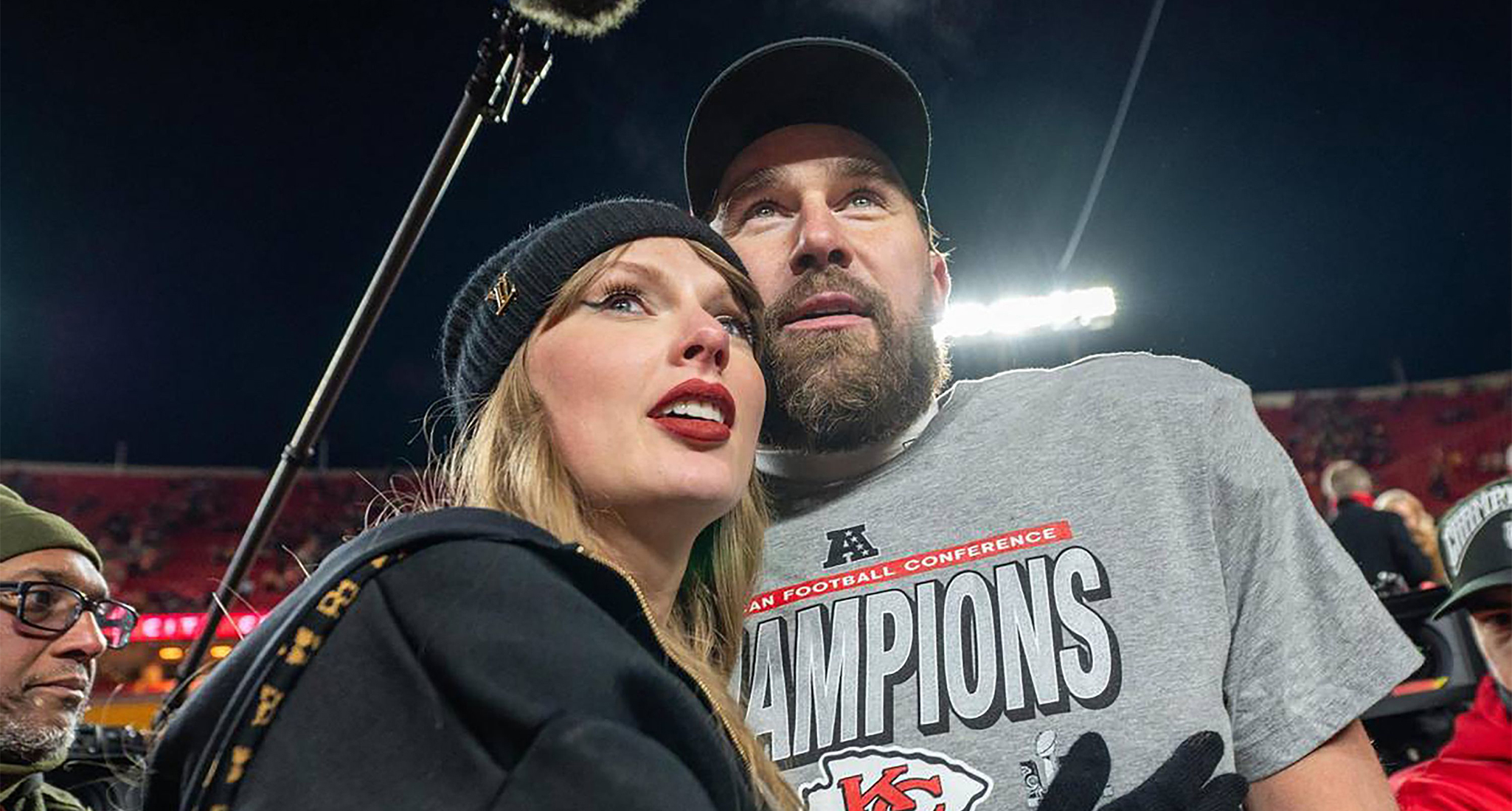 taylor swift travis kelce iheartradio music awards
