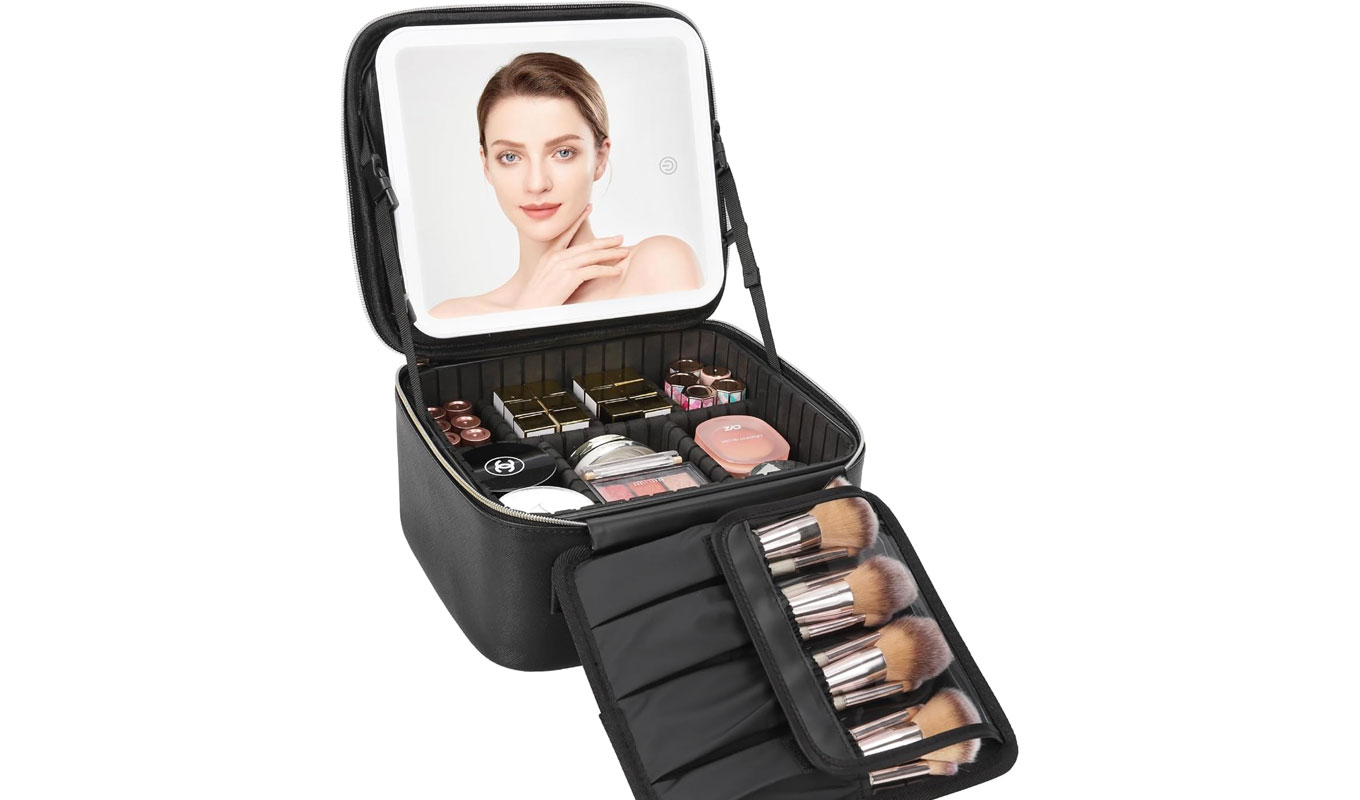 travel makeup bag