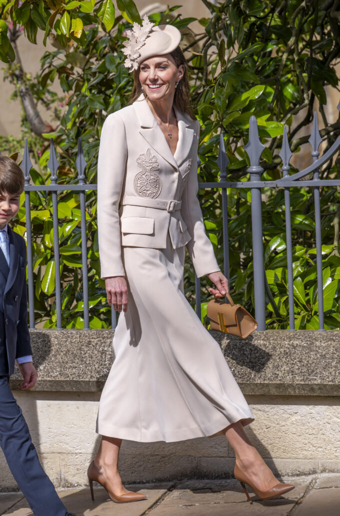 BLU A124517149 680x1033