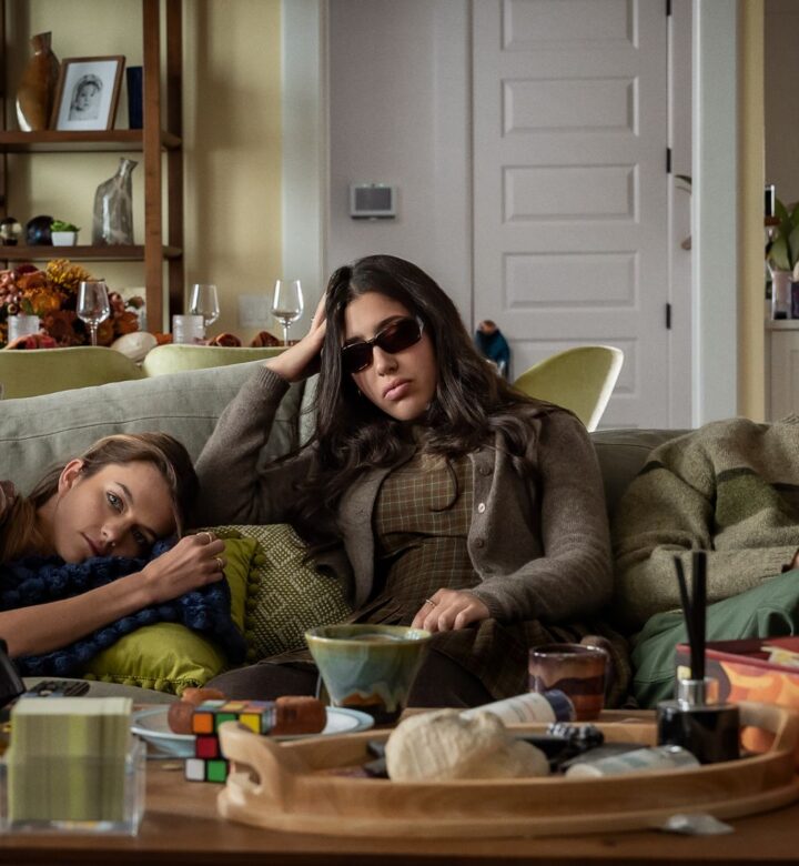 Roommates Netflix 1 720x780