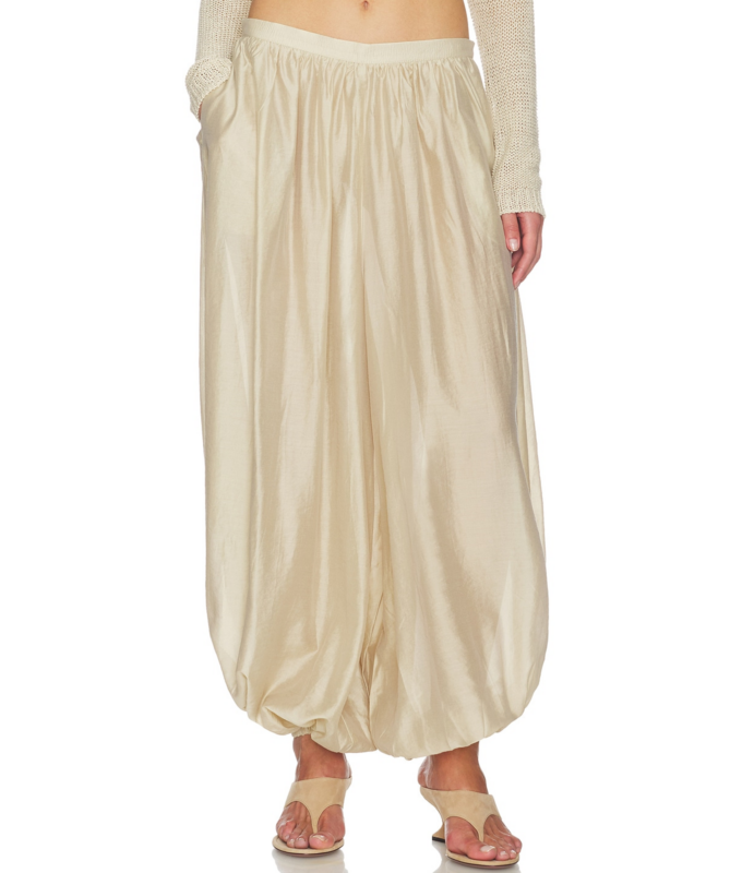 '90s Balloon Pant Trend: Lioness cream balloon pant