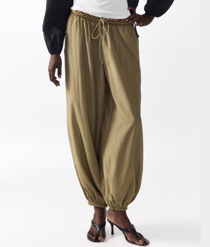 '90s Balloon Pant Trend: H&M Khaki Green Balloon Pant
