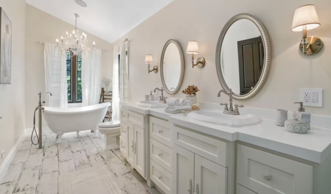 belairbathroomairbnb 680x400