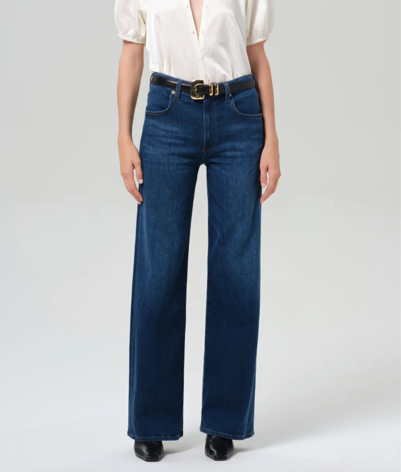 cashmere-jeans-review-model-image