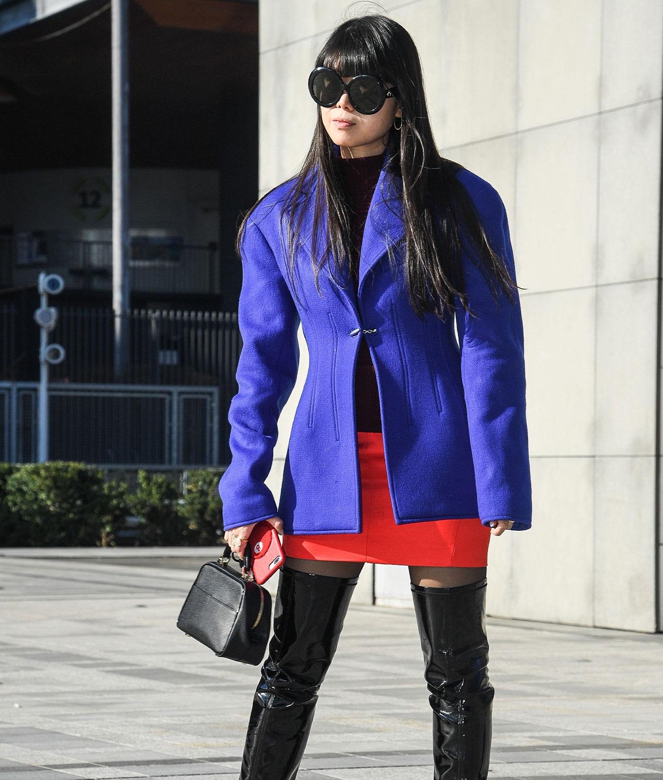 cobalt-blue-trend-statement-layer