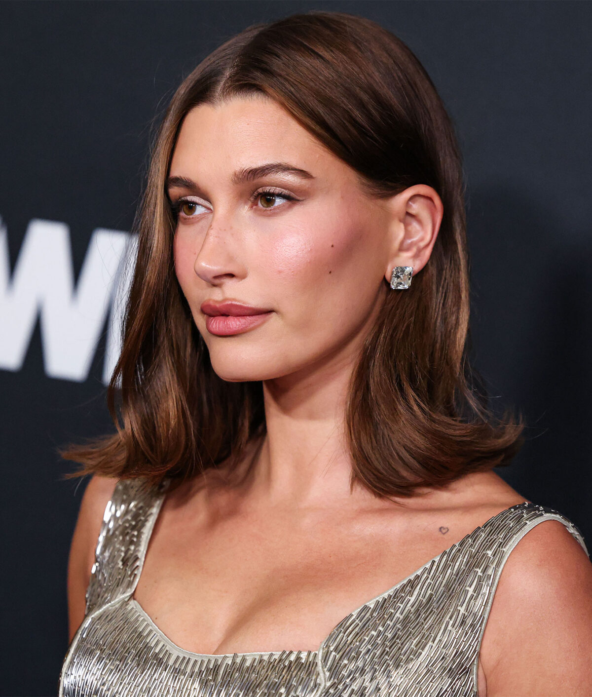 kicktail bob trend hailey bieber 1200x1412