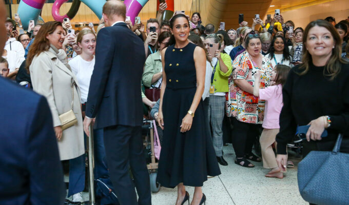 meghan markle monochrome outfit australia