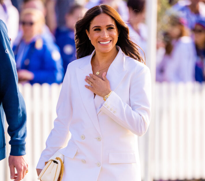 meghan markle monochrome outfit australia