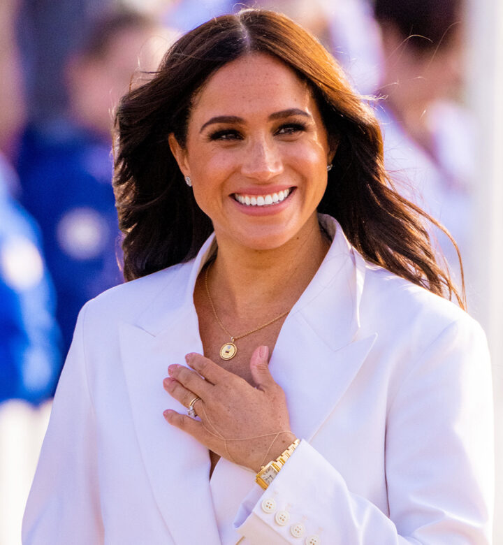 meghan markle monochrome outfit australia uni 720x780