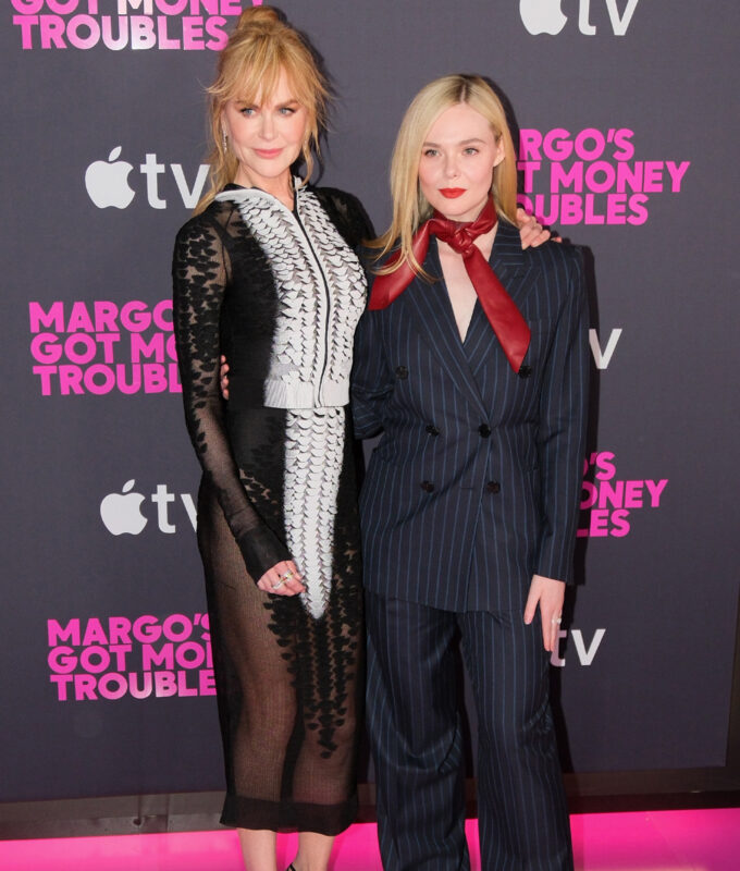 nicole kidman margo's got money troubles premiere dress with elle fanning