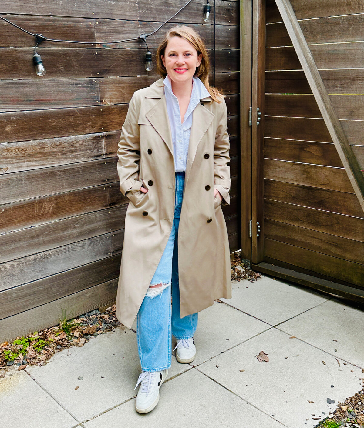 rules for wearing a trench coat: find the right length for your height
