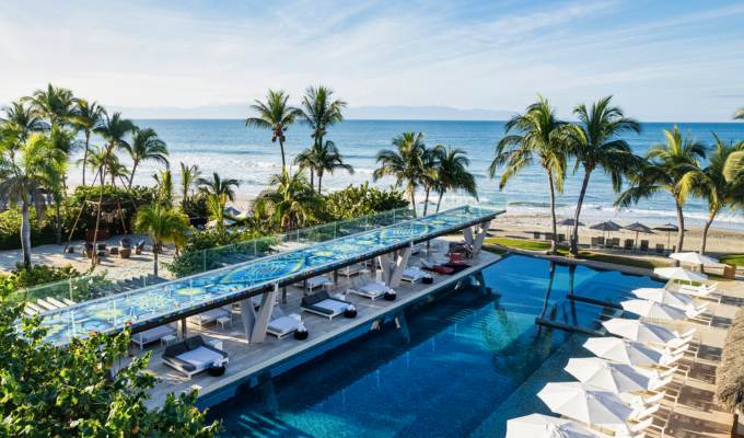 w punta de mita pool