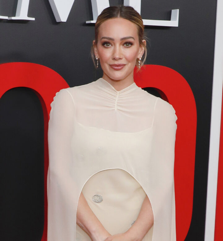 hilary duff sports illustrated swimsuit cover