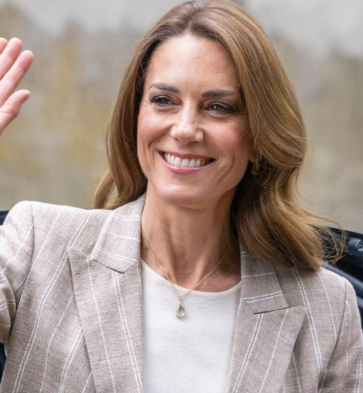 kate middleton shares hug with kids italy