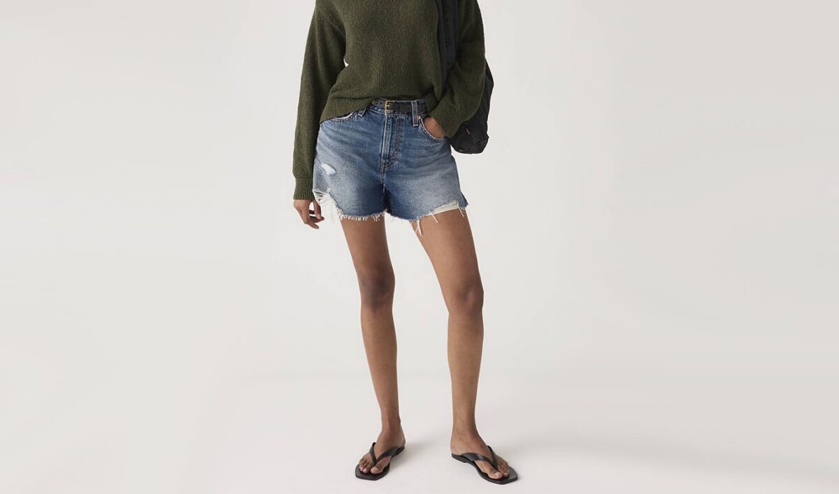 The Levi's Ribcage Shorts.