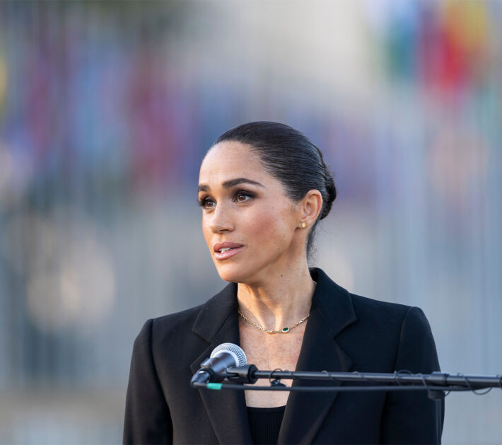 meghan markle photo with lilibet closet