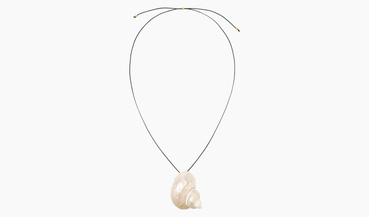 The Heaven Mayhem Sea Necklace.
