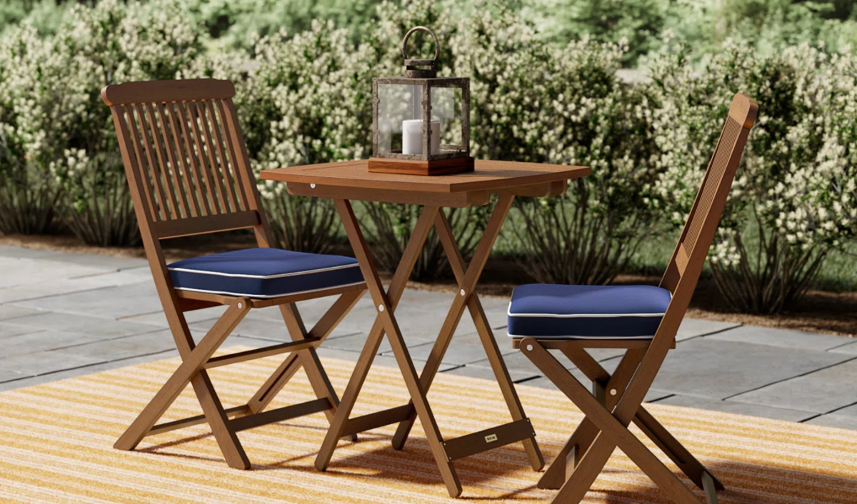 woodenpatioset 1200x706