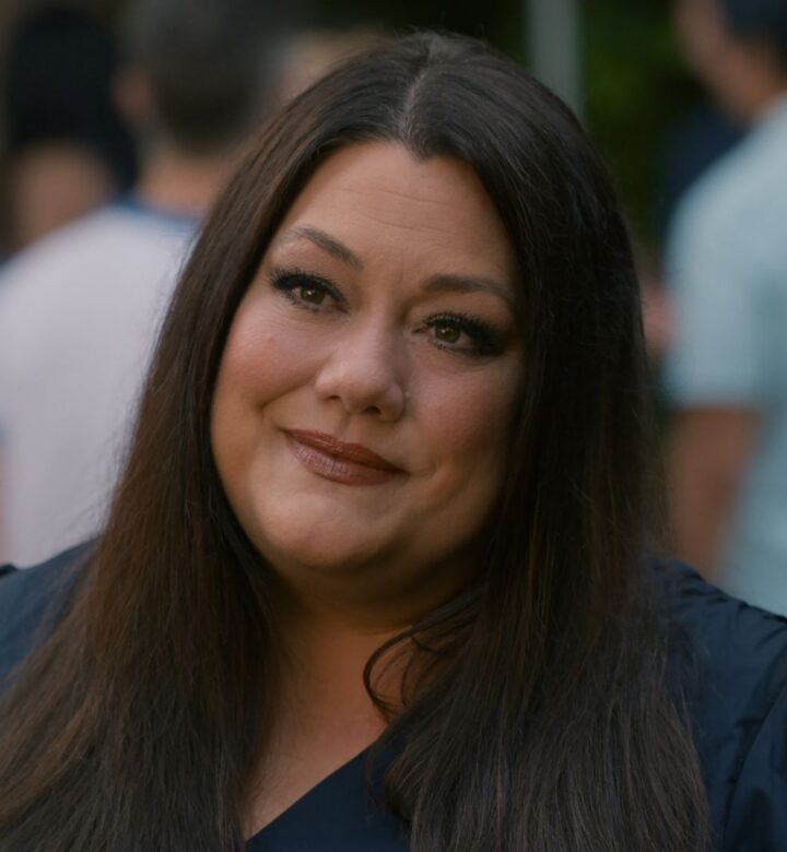Brooke Elliot 720x780