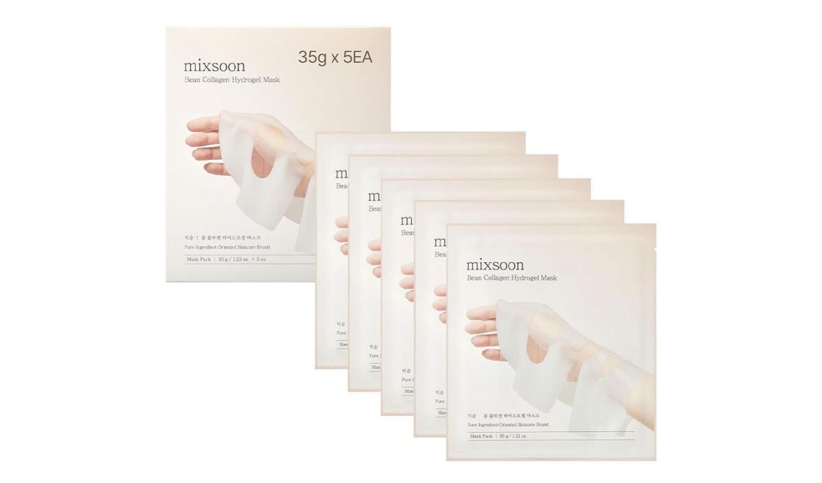 The Mixsoon Bean Collagen Hydrogel Mask.