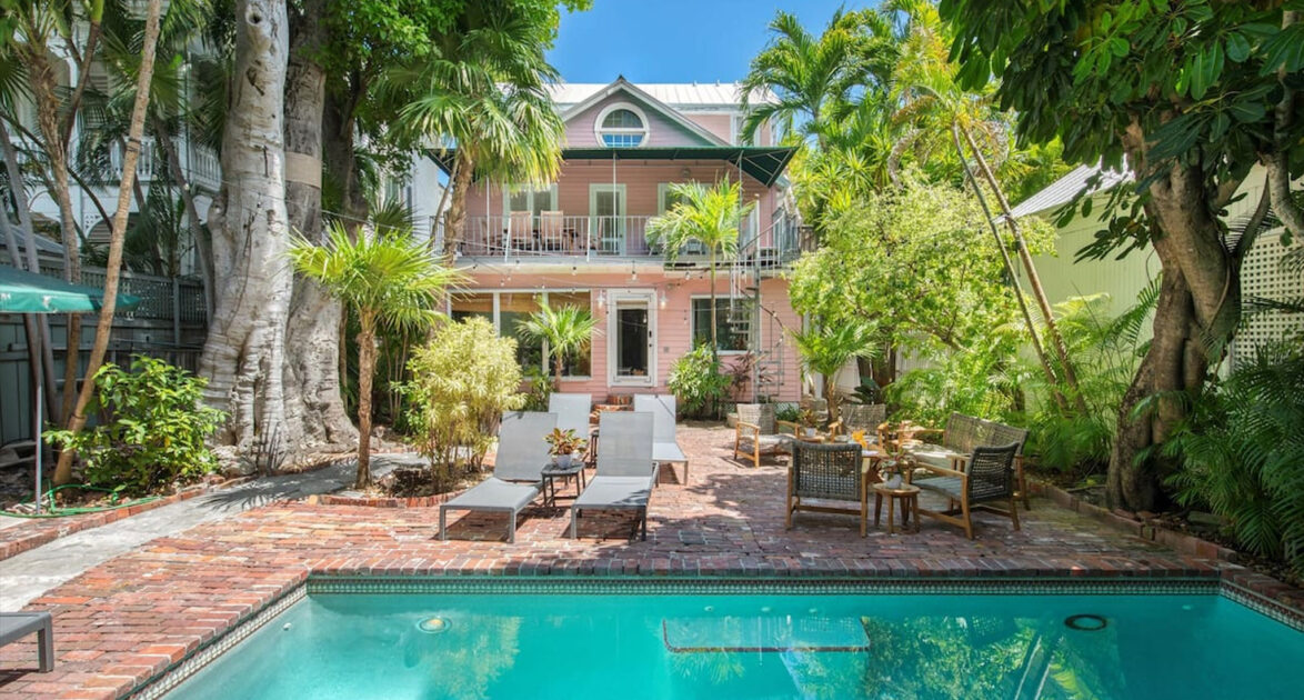 13 of The Best Airbnbs to Book for an Island Escape (Without Renewing Your Passport)
