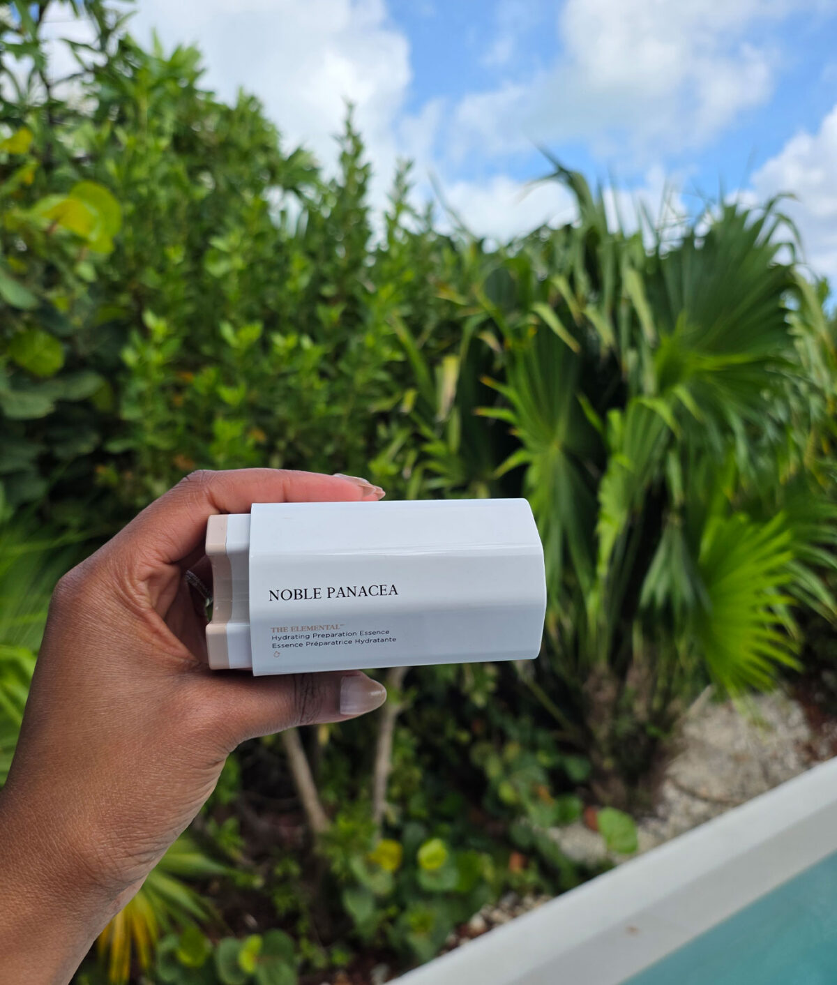 noble-panacea-hydrating-essence.