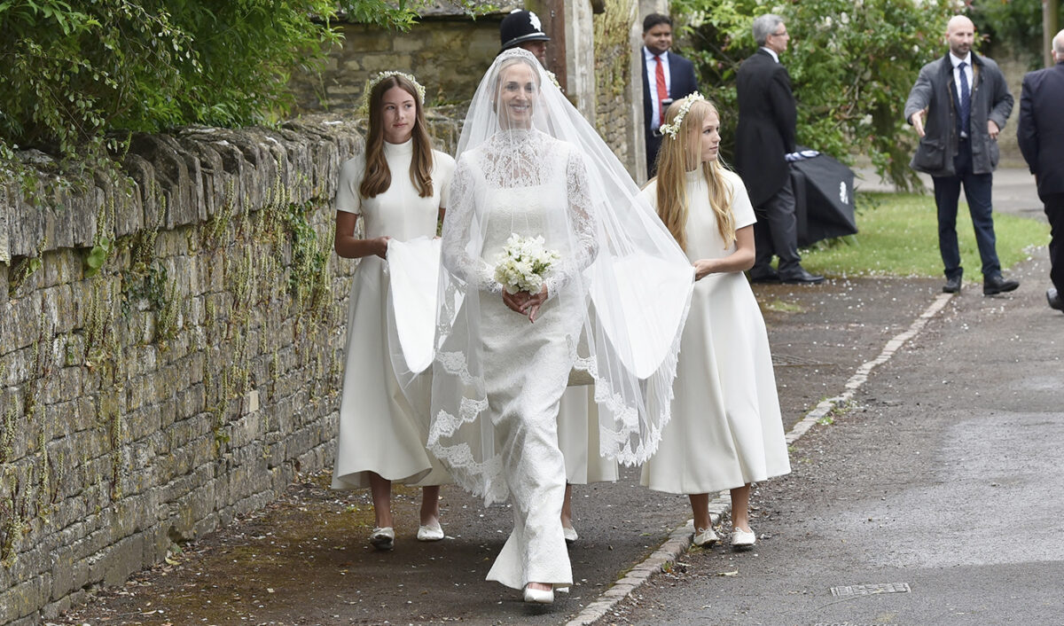 harriet sperling arrival at church 1200x706