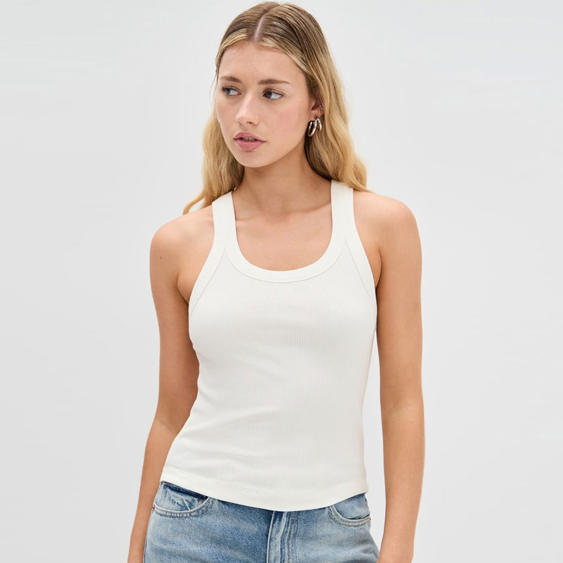 how to style a white tank top pistola christy top