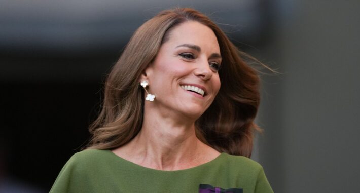 Kate Middleton Bow Brooch 710x381