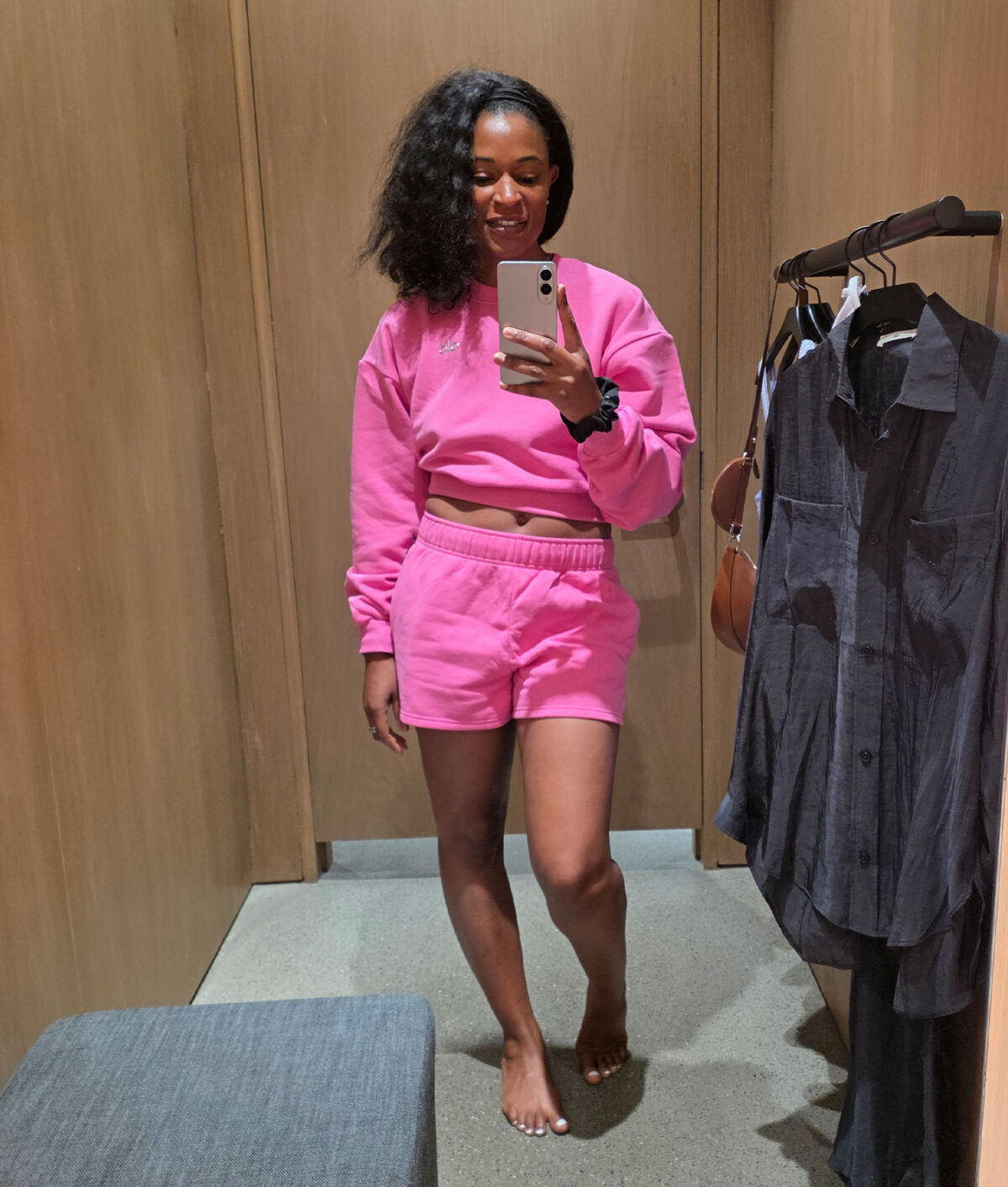 airbrush-sweatshirt-and-shorts