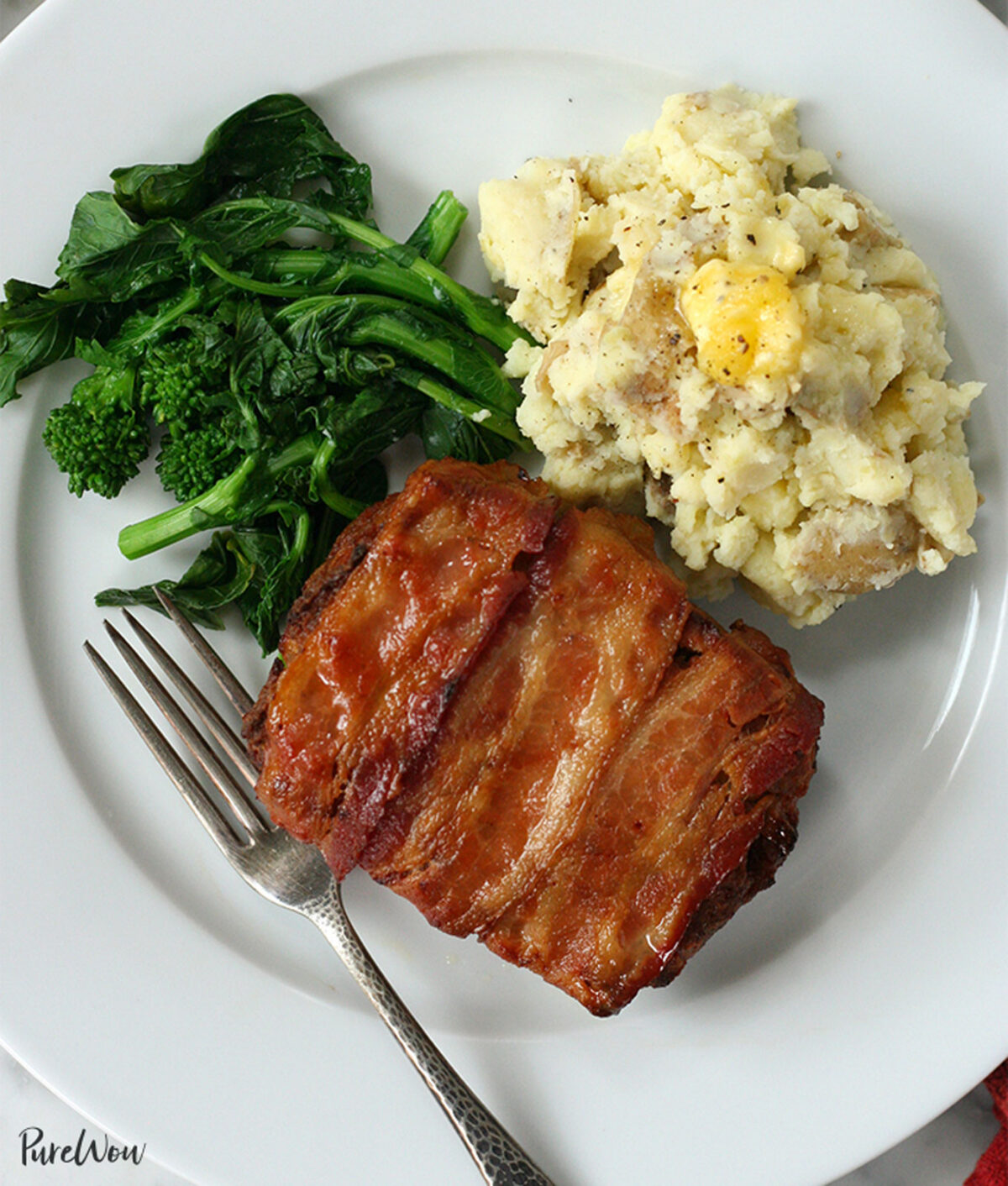 easy ground beef meal prep recipes: bacon-wrapped meatloaf