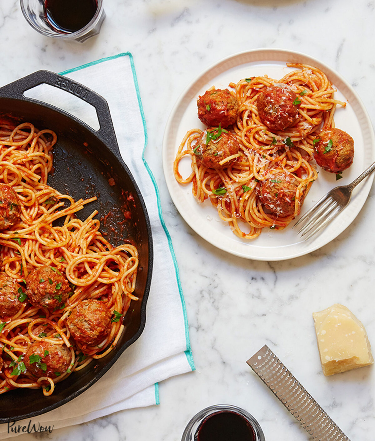 easy ground beef meal prep recipes: one pot spaghetti meatballs