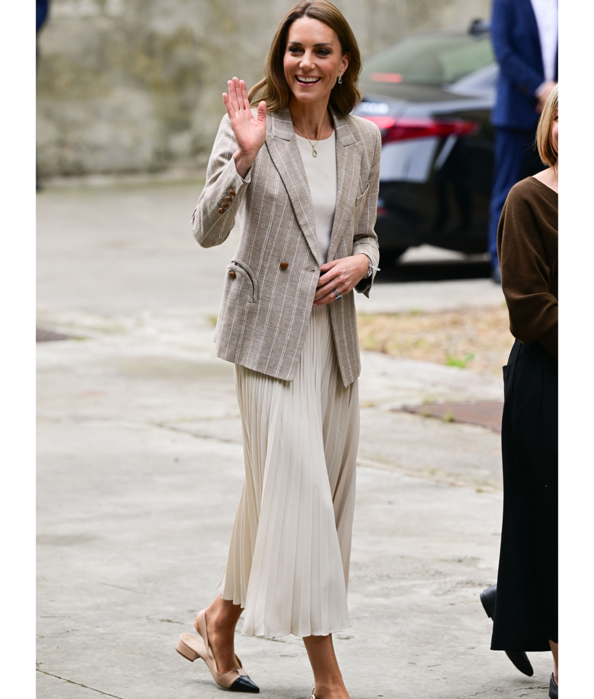 kate middleton style staples pleatedskirt 1200x1412