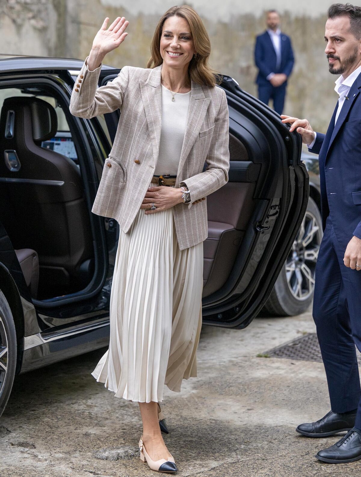 kate middleton swishy skirt 1200x1588