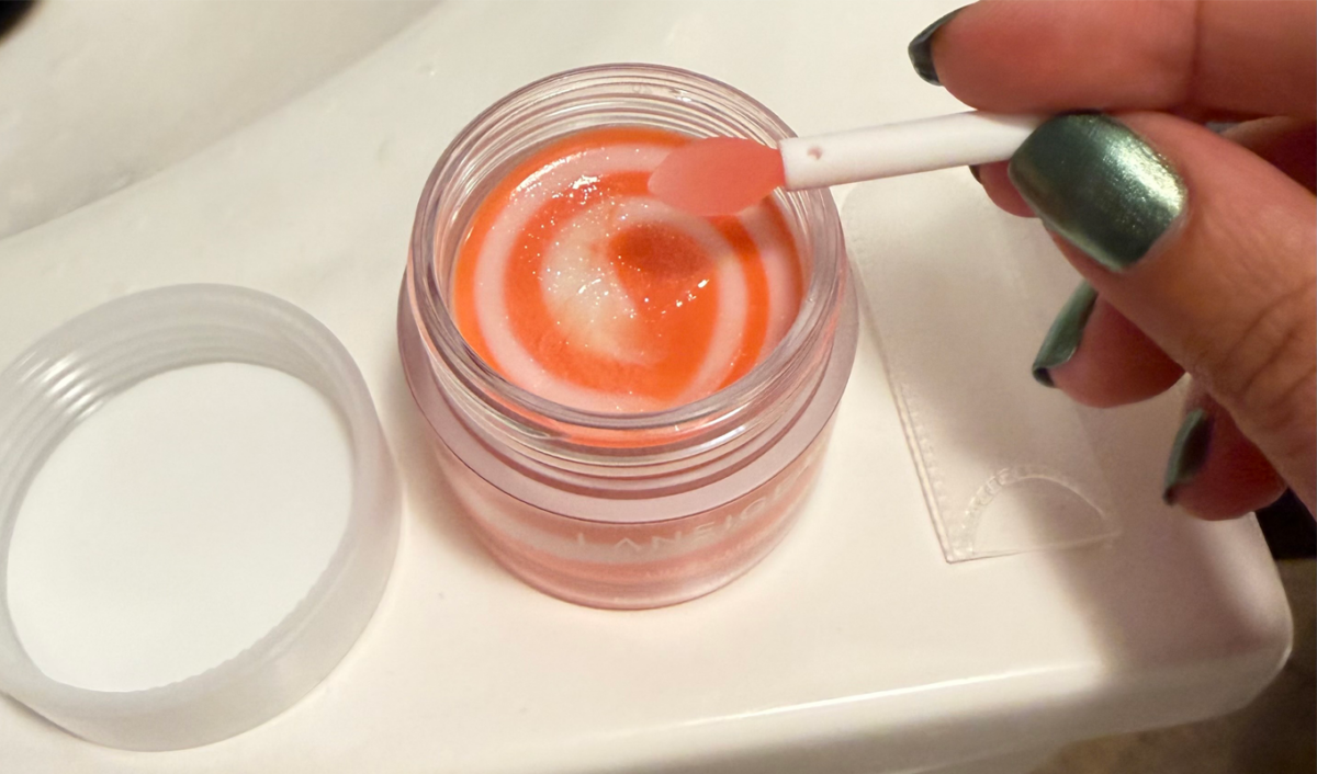 laneige orange swirl with spatula 1200x706