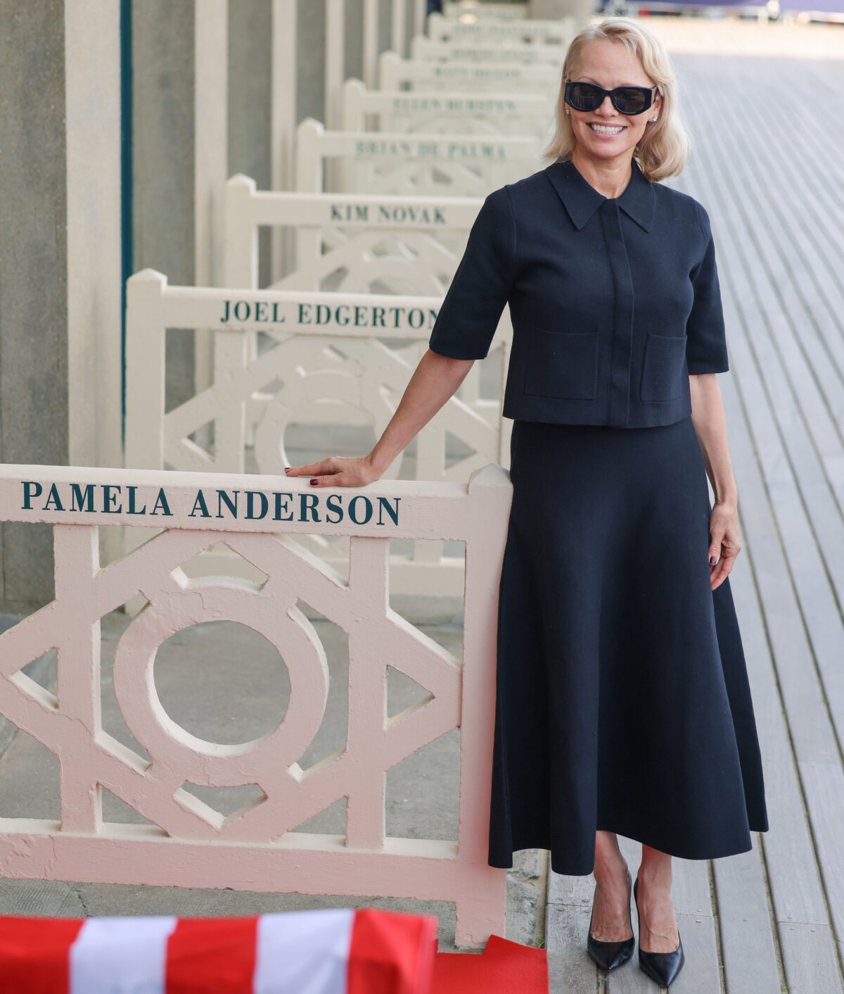 pamela anderson splashnews 1200x1412