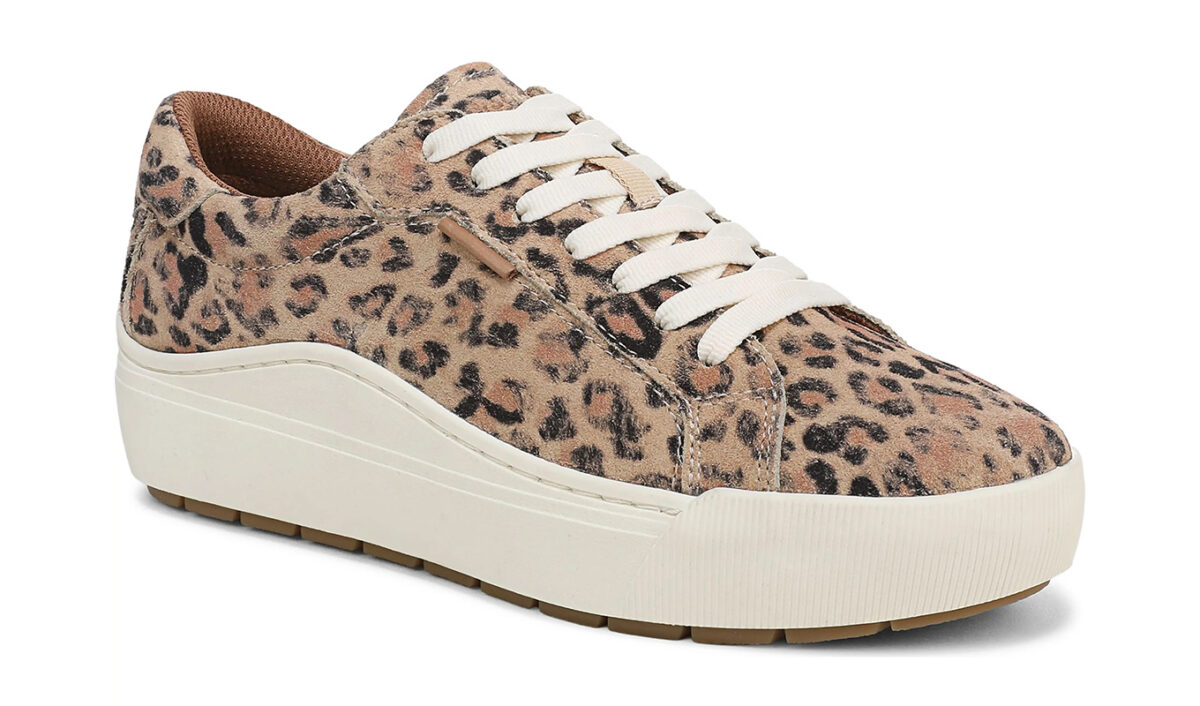 The Dr. Scholl's Take Time Sneakers.
