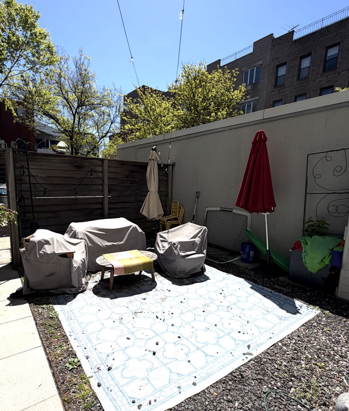 tiny backyard before 1200x1412