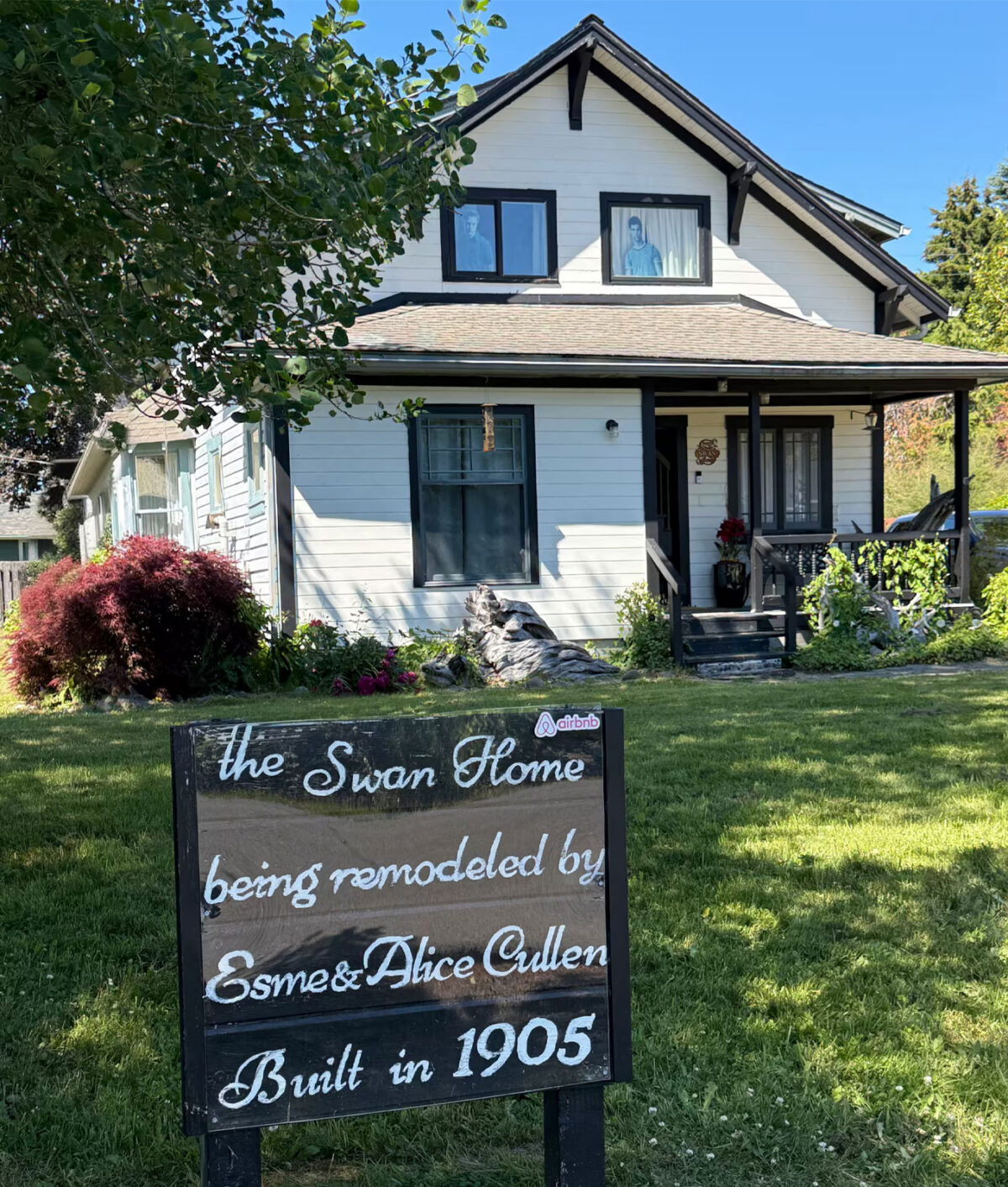 twilight inspired airbnbs: bella swan house in forks