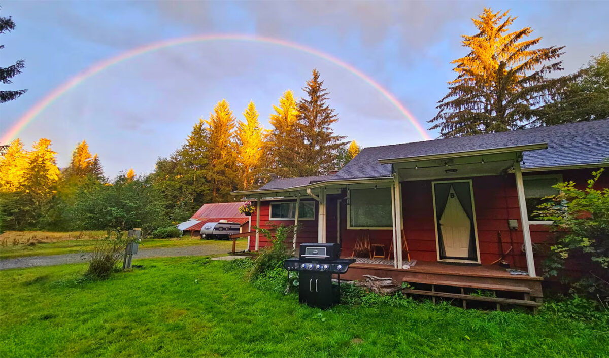 twilight inspired airbnbs: river fishing jacob black's house