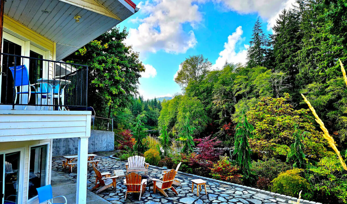twilight inspired airbnbs: the cullen's clair de lune
