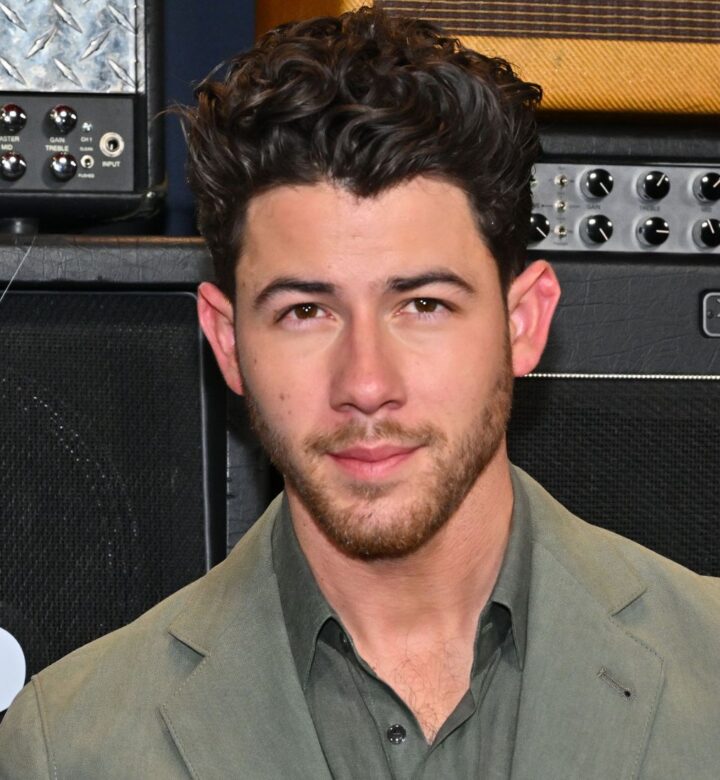 Nick Jonas 720x780