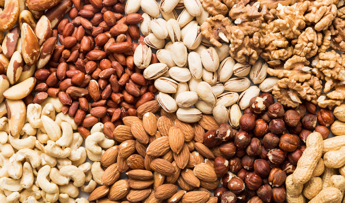 snacks-for-gut-health-Nuts