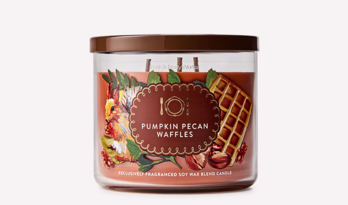 best bath & body works candles: pumpkin pecan waffles